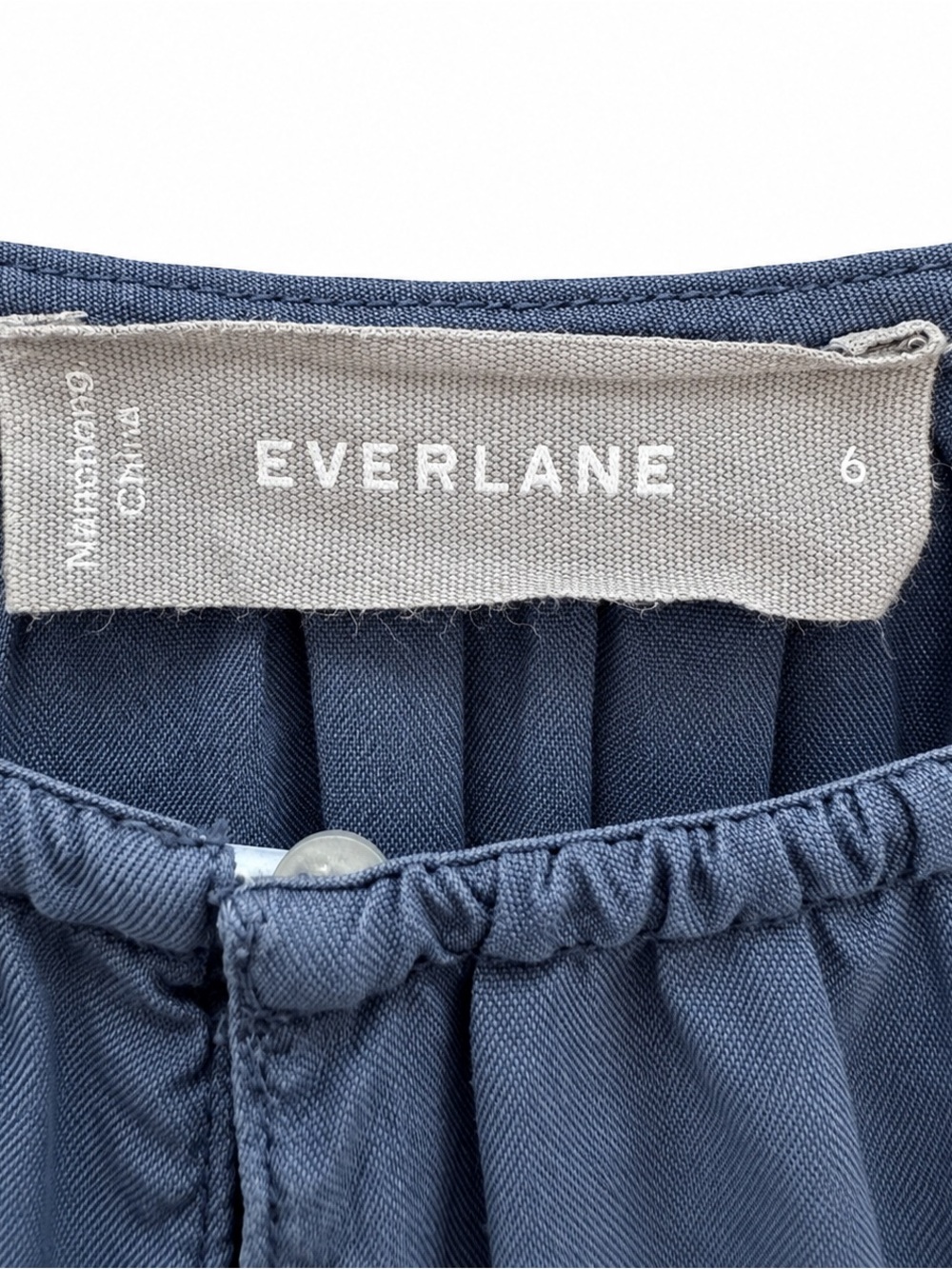 Everlane Ruched Cupro Blouse Size 6 Blue Gray Oversized Minimalist Top - Picture 2 of 5